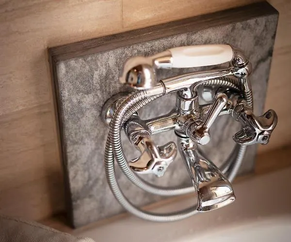 Montecastello Фермерский дом