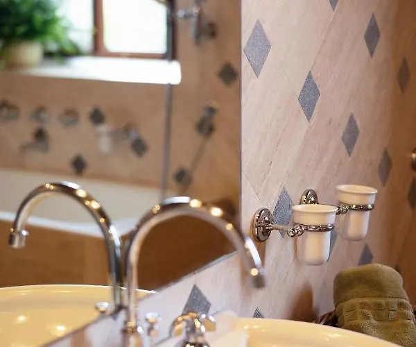 Фермерский дом Montecastello *