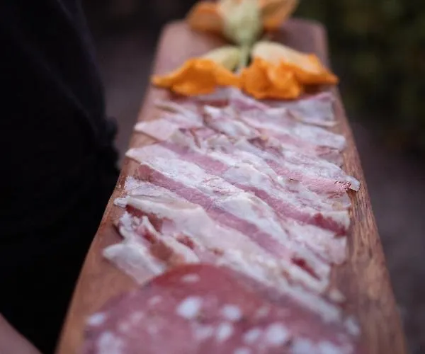 Montecastello Фермерский дом *